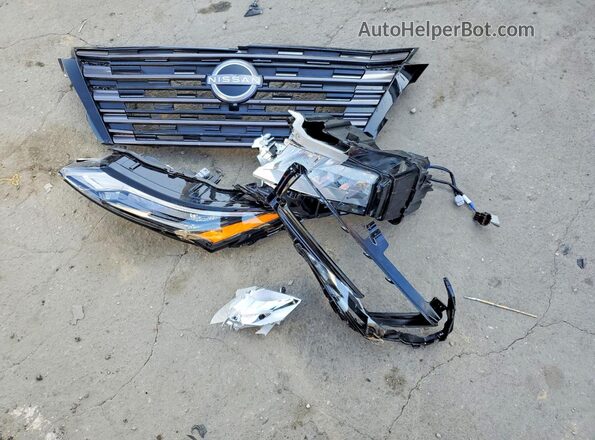 5N1BT3BA4TC772717 2026 NISSAN ROGUE White VIN კოდის სტიკერის ხედი