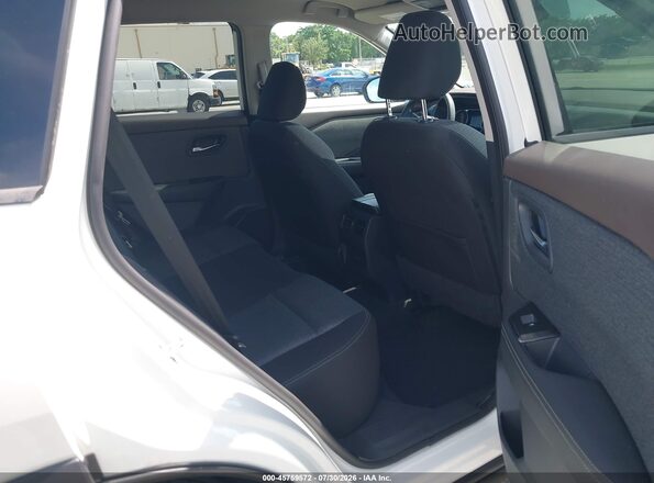 5N1BT3BA5PC689836 2023 NISSAN ROGUE White Вид наклейки з VIN-кодом