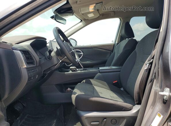5N1BT3BA5PC933100 2023 NISSAN ROGUE Gray Vista interior delantera