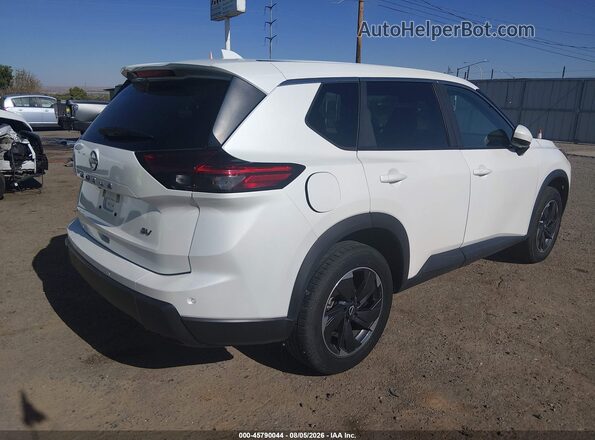 5N1BT3BA5RC701485 2024 NISSAN ROGUE White Задня права чверть