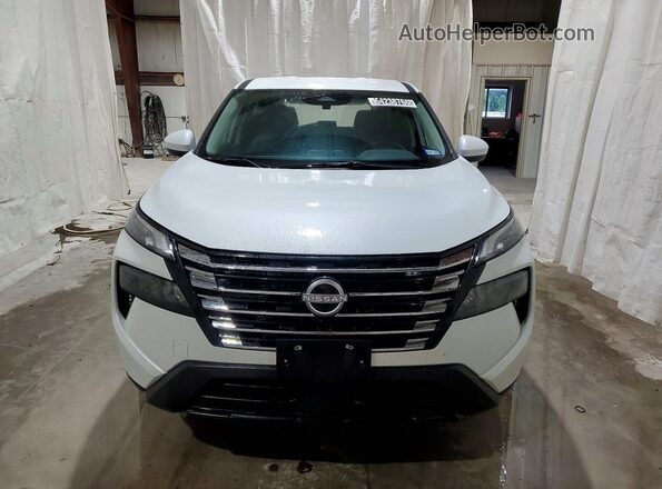 5N1BT3BA5SC786401 2025 NISSAN ROGUE White Widok z przodu