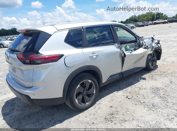 5N1BT3BA5SC796572 2025 NISSAN ROGUE Silver Tył prawy