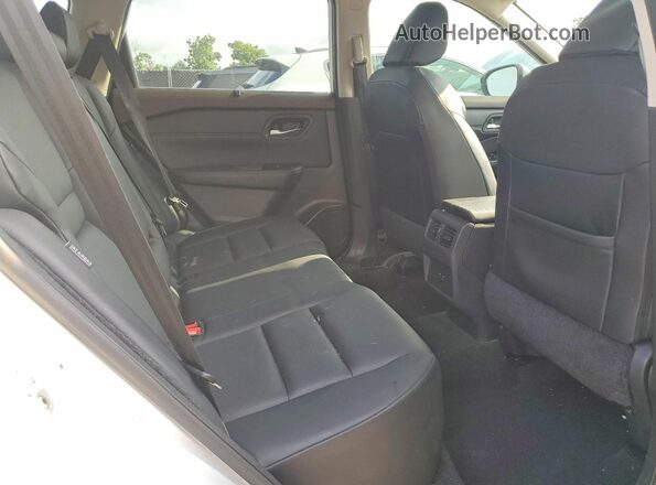 5N1BT3BA6PC686136 2023 NISSAN ROGUE White Vista interior trasera