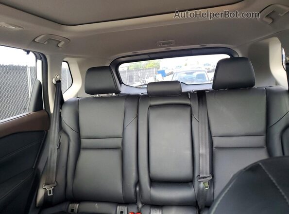 5N1BT3BA6PC686136 2023 NISSAN ROGUE White Vista de los asientos traseros
