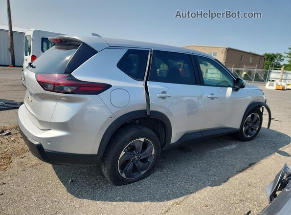 5N1BT3BA6SC818398 2025 NISSAN ROGUE Silver 