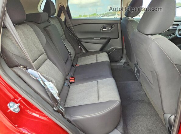 5N1BT3BA7SC846825 2025 NISSAN ROGUE Red Widok wnętrza z tyłu