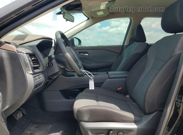 5N1BT3BA8PC766070 2023 NISSAN ROGUE Black წინა სალონის ხედი