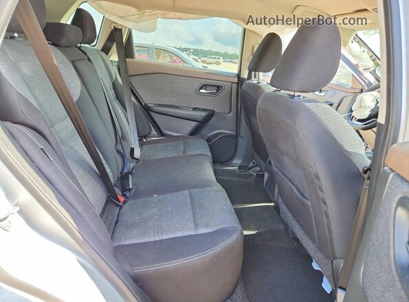 5N1BT3BA8PC792832 2023 NISSAN ROGUE Silver Rear seats view