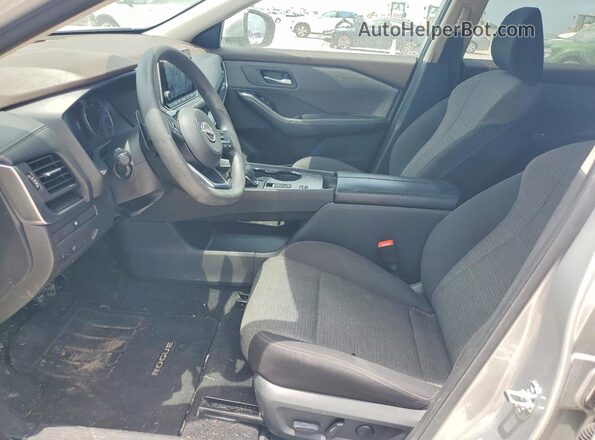 5N1BT3BA8PC926643 2023 NISSAN ROGUE Silver Front interior view