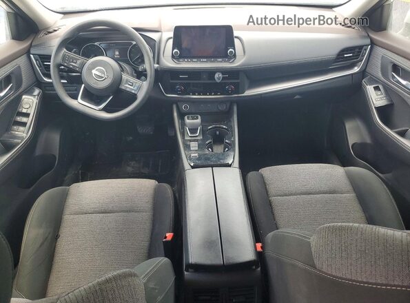 5N1BT3BA8PC926643 2023 NISSAN ROGUE Silver Dashboard view