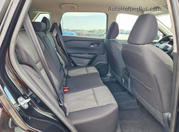 5N1BT3BA8SC818208 2025 NISSAN ROGUE Black Вид задньої частини салону