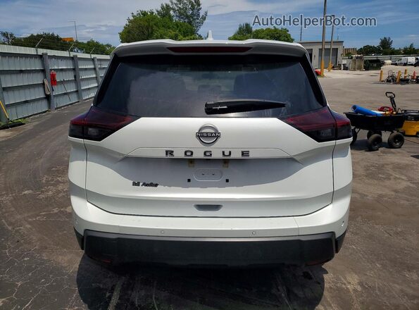 5N1BT3BA8TC670966 2026 NISSAN ROGUE White Rear view