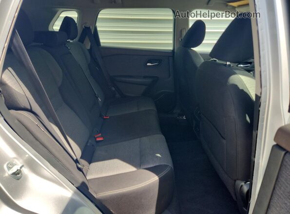 5N1BT3BA9PC851127 2023 NISSAN ROGUE Silver Vista interior trasera