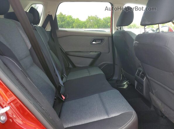 5N1BT3BAXPC913098 2023 NISSAN ROGUE Red Սալոնի հետևի տեսք
