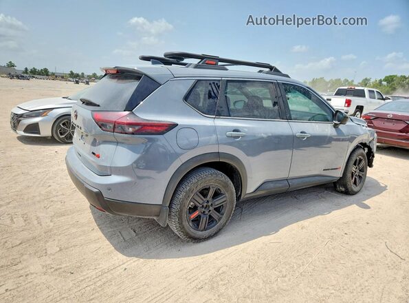 5N1BT3BB0SC768459 2025 NISSAN ROGUE Серый Задняя правая четверть