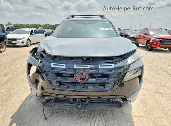 5N1BT3BB0SC768459 2025 NISSAN ROGUE Серый Вид спереди