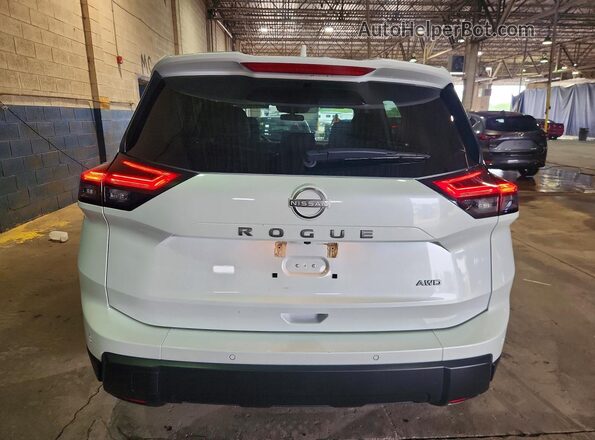 5N1BT3BB3SC766513 2025 NISSAN ROGUE White Vista trasera
