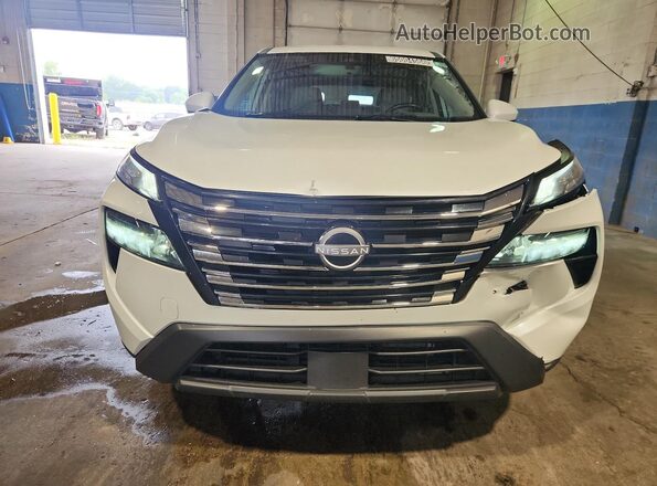 5N1BT3BB3SC766513 2025 NISSAN ROGUE White Vista interior de 360 grados