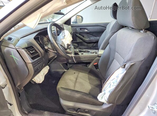 5N1BT3BB3SC796210 2025 NISSAN ROGUE Серебряный Вид салона спереди