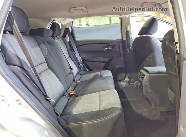 5N1BT3BB3SC796210 2025 NISSAN ROGUE Серебряный Вид задней части салона