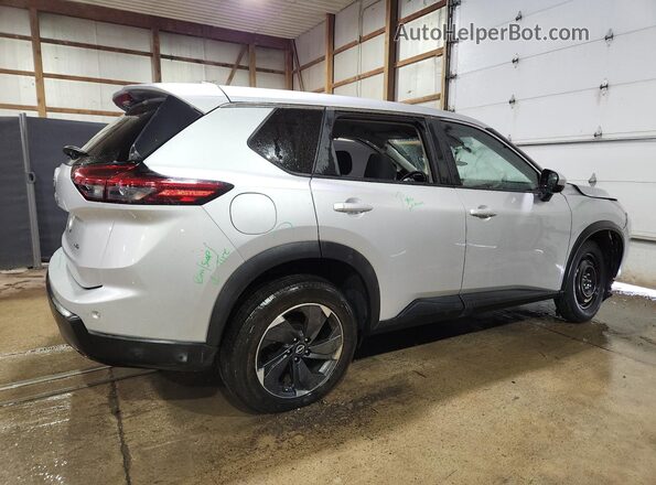 5N1BT3BB3SC796210 2025 NISSAN ROGUE Серебряный 