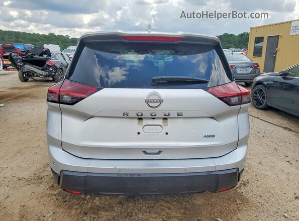5N1BT3BB3SC812065 2025 NISSAN ROGUE Silver უკანა ხედი