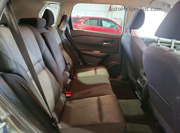 5N1BT3BB4SC772353 2025 NISSAN ROGUE Gray Widok wnętrza z tyłu