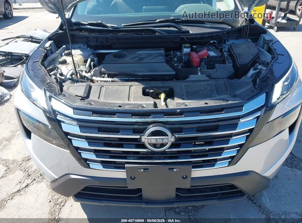 5N1BT3BB5SC762902 2025 NISSAN ROGUE Silver Vista trasera