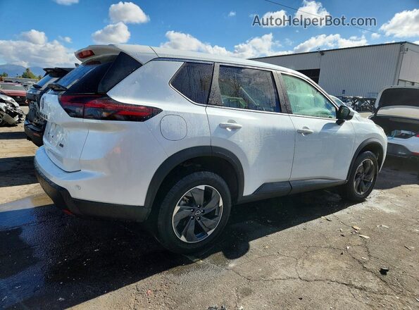 5N1BT3BB5SC783149 2025 NISSAN ROGUE White Задня права чверть