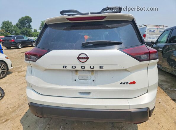 5N1BT3BB5SC828381 2025 NISSAN ROGUE White Vista trasera