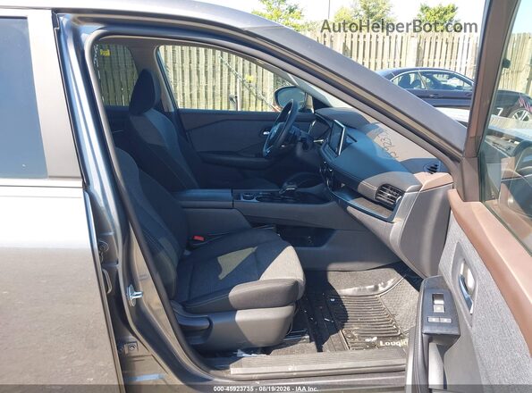 5N1BT3BB6PC683391 2023 NISSAN ROGUE Gray Vista interior delantera