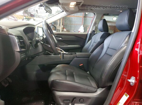 5N1BT3BB6PC810012 2023 NISSAN ROGUE Red Вид салону спереду