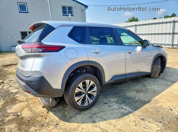 5N1BT3BB6PC945863 2023 NISSAN ROGUE Серебряный Задняя правая четверть