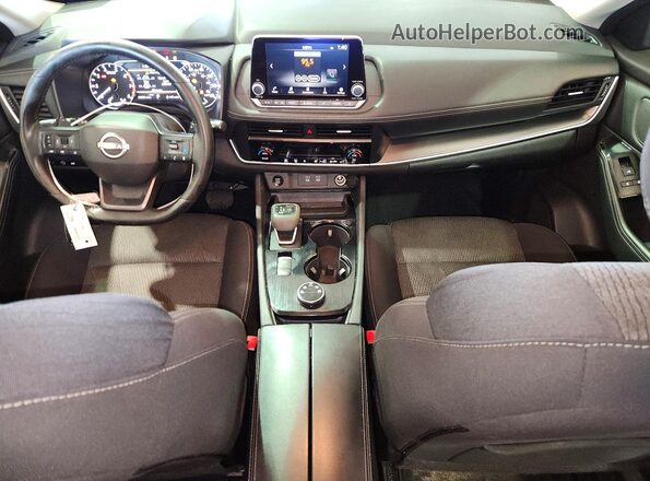 5N1BT3BB8SC792492 2025 NISSAN ROGUE Red Widok deski rozdzielczej