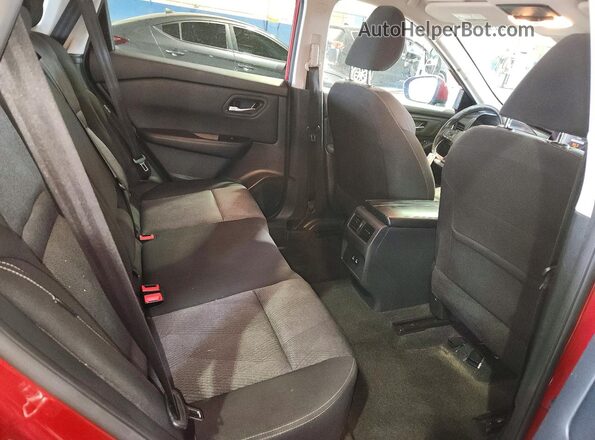 5N1BT3BB8SC792492 2025 NISSAN ROGUE Red Widok wnętrza z tyłu