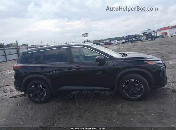 5N1BT3BB8SC801756 2025 NISSAN ROGUE Черный Вид задней части салона