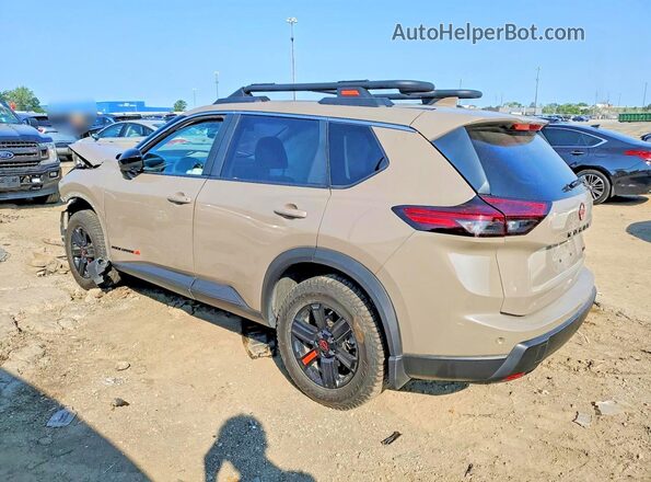 5N1BT3BB8SC825667 2025 NISSAN ROGUE Желто-коричневый Задняя левая четверть