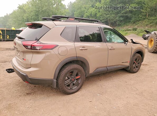 5N1BT3BB8TC695181 2026 NISSAN ROGUE Tan Задня права чверть