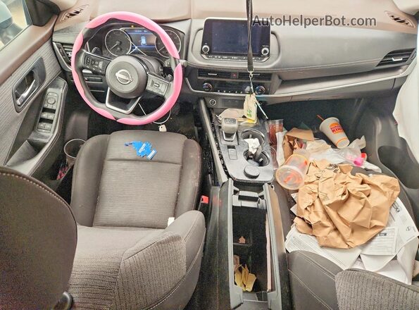 5N1BT3BB9PC803457 2023 NISSAN ROGUE Silver Widok deski rozdzielczej