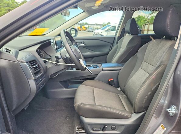 5N1BT3BB9SC812166 2025 NISSAN ROGUE Gray Вид салону спереду