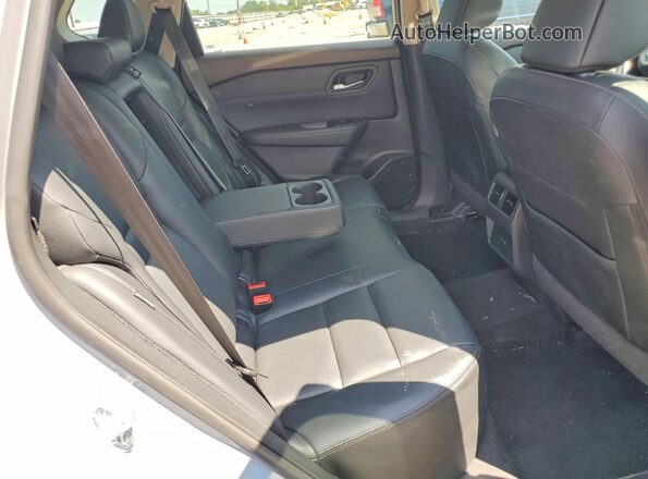5N1BT3CB1PC945980 2023 NISSAN ROGUE Gray Vista interior trasera
