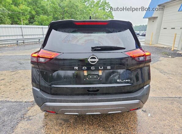 5N1BT3CB2PC812788 2023 NISSAN ROGUE Black Rear view