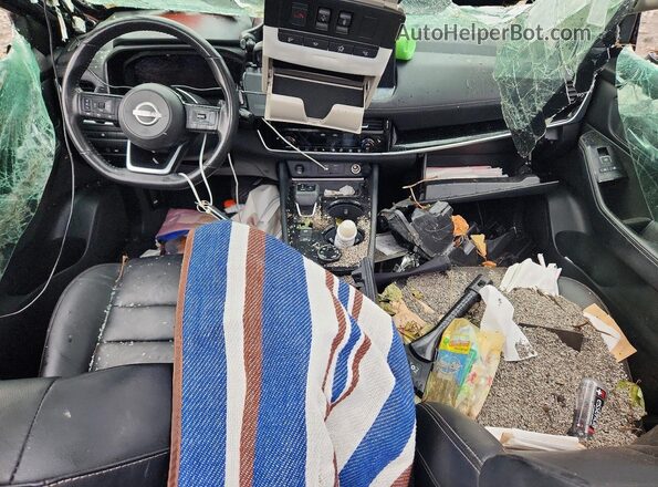 5N1BT3CB2RC730675 2024 NISSAN ROGUE Black Вид панелі приладів