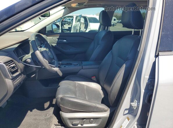 5N1BT3CB6PC949281 2023 NISSAN ROGUE Gray Vista interior delantera