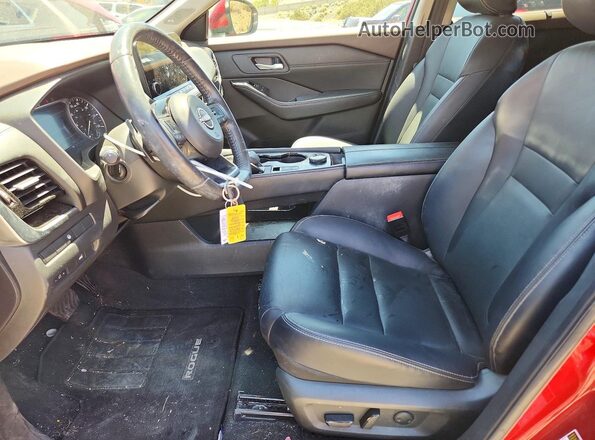 5N1BT3CB7PC687075 2023 NISSAN ROGUE Maroon წინა სალონის ხედი