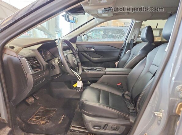 5N1BT3CB7PC749624 2023 NISSAN ROGUE Gray წინა სალონის ხედი