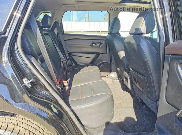 5N1BT3CB8PC779893 2023 NISSAN ROGUE Black Rear interior view