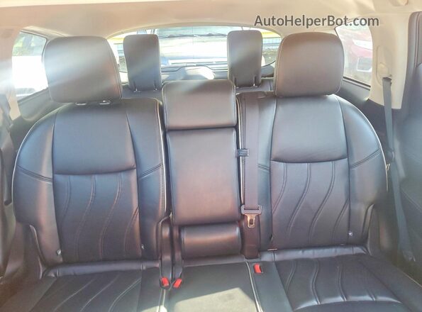 5N1DL0MM4HC522352 2017 INFINITI QX60 Silver Widok tylnych siedzeń