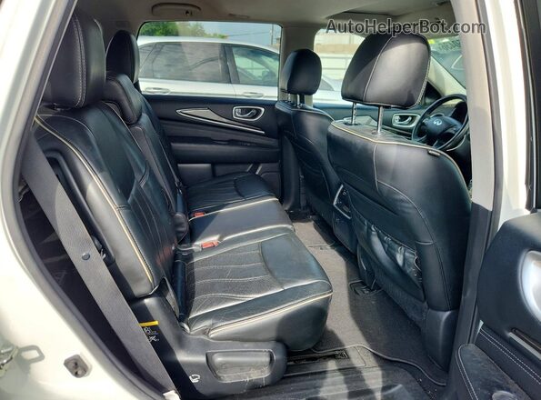 5N1DL0MM9HC527434 2017 INFINITI QX60 White Widok wnętrza z tyłu