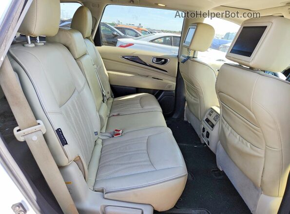 5N1DL0MM9JC508128 2018 INFINITI QX60 White Rear seats view